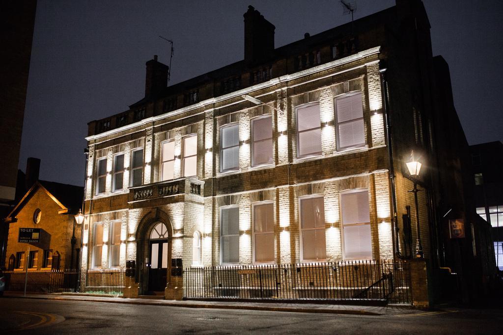 A Stylish Stay In Peterborough Exterior foto